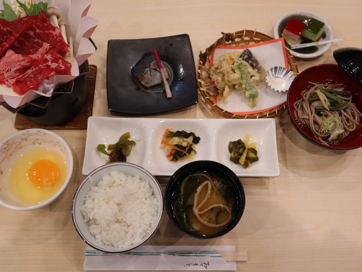 ホテルサンプラザ栂池 1泊（夕食朝食付）栂池トレッキングチケット付宿泊パックのイメージ